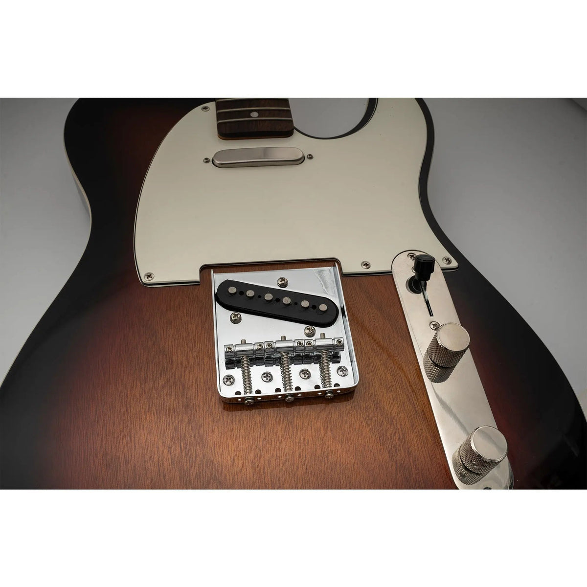 Musiclily Basic 54mm(2-1/8 inch) Edged Guitar Bridge Assembly with 3 Saddles for Tele Style Guitar