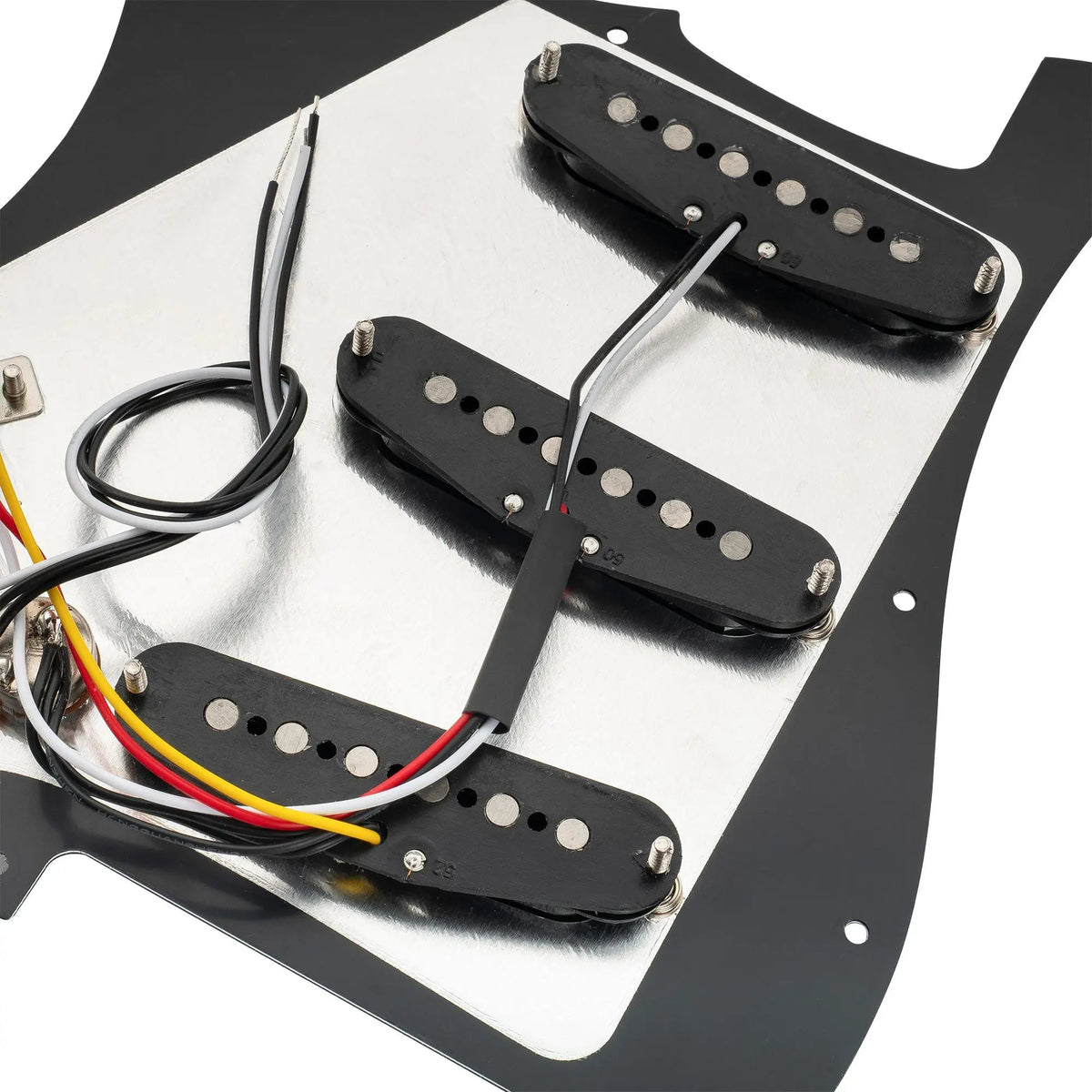 Musiclily Basic Pre-wired Loaded Standard ST-SSS Pickguard with Alnico 5 Magnet Single Coil Pickups Set for Strat Style Electric Guitar