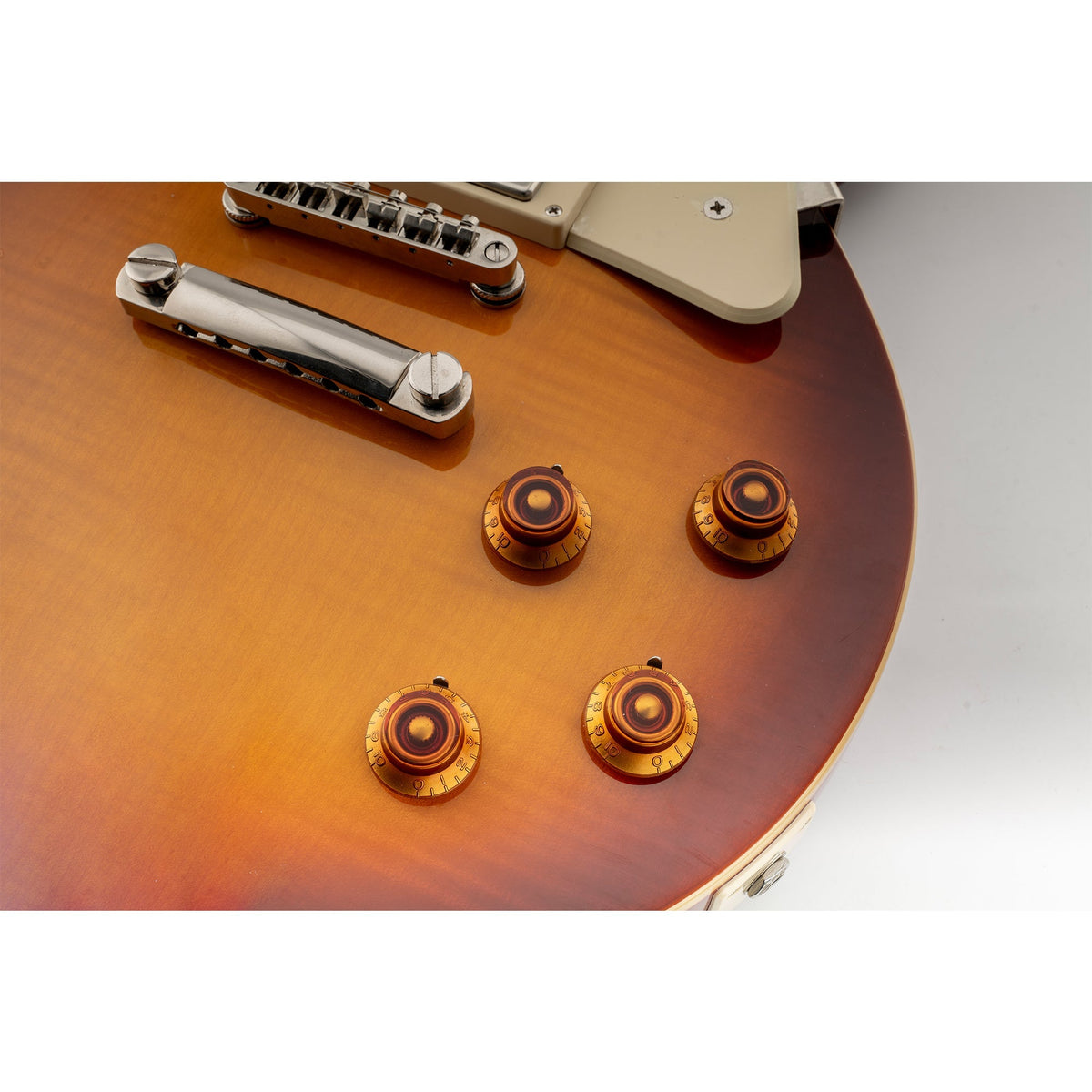 Musiclily Pro Metric Coarse 18-Spline Top Hat Bell Knobs Tone Volume Control Knobs for Epiphone LP SG Style Electric Guitar, Set of 4