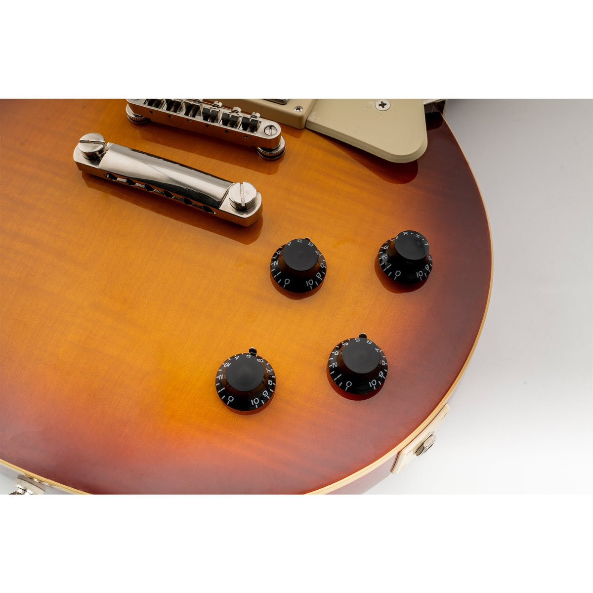Musiclily Pro Left Handed Metric Coarse 18-Spline Top Hat Bell Knobs Tone Volume Control Knobs for Epiphone LP SG Style Electric Guitar, Set of 4