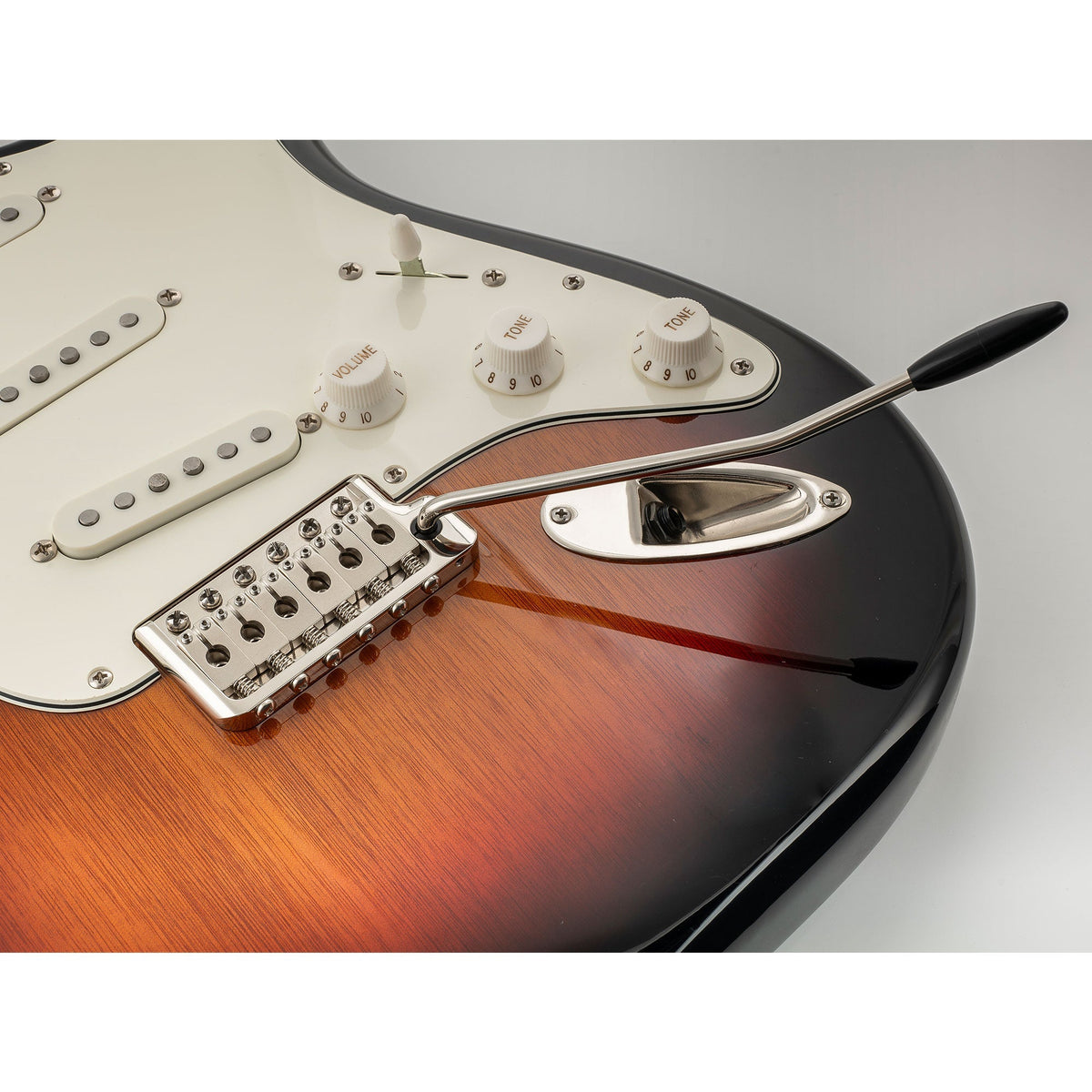 Musiclily Ultra BV005 52.5mm(2-1/16 inch) Full Solid Brass 6-Screw Knife Edge Tremolo Bridge for Strat Style Electric Guitar