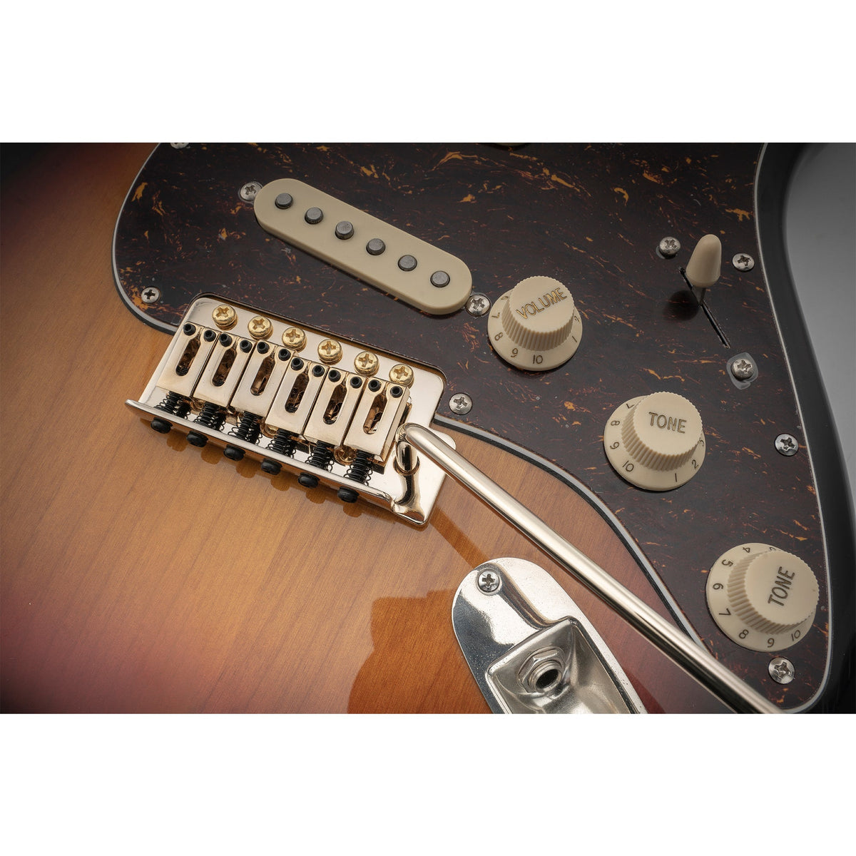 Musiclily Pro BV016 52.5mm 6-Screw Modern Style Saddles Guitar Tremolo Bridge with 40mm Solid Brass Block for Squier Strat Style Electric Guitar
