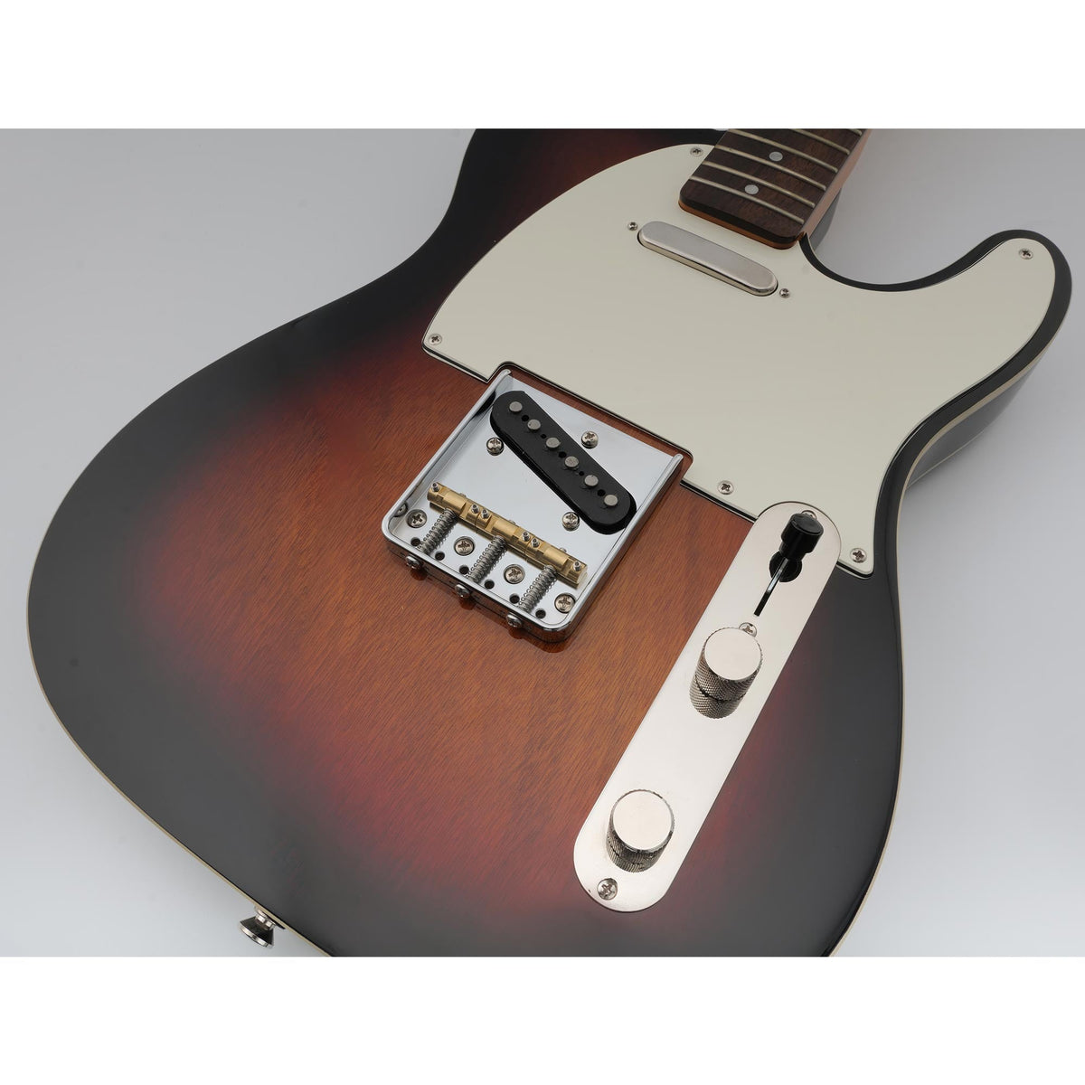 Musiclily Ultra BT010 54mm (2-1/8 inch) String Spacing Full Solid Aluminum Plate with Brass Compensated 3-Saddle Vintage Tele Style Bridge