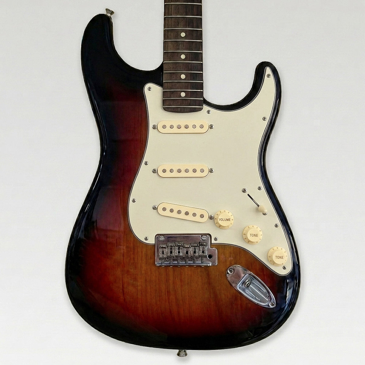 Musiclily Pro Pre-wired Standard SSS Pickguard with Artec Pickups Staggered Alnico 5 Magnet Single Coil Pickups for ST Style Electric Guitar
