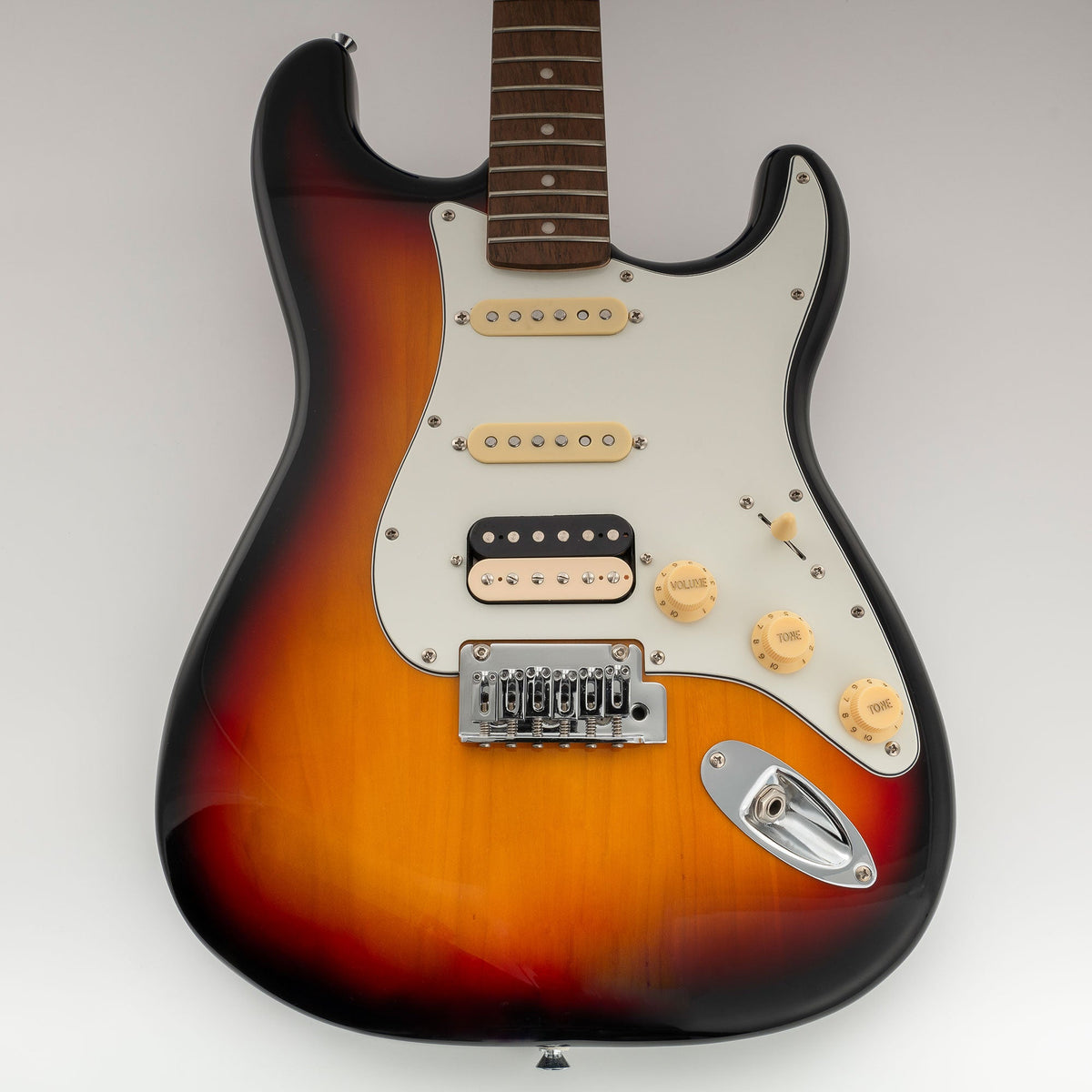 Musiclily Pro-SE ST-HSS-60SE Pre-wired Pickguard with Alnico 5 Pickups 5-Way Switch for Strat Style Electric Guitar